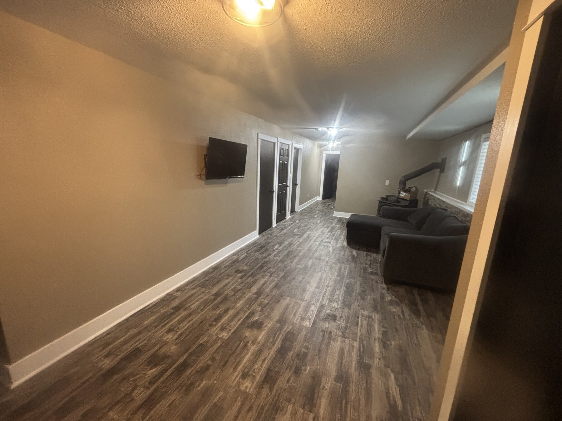 Living Room Flooring & Finish — S.S. Home Repairs project, Helena MT